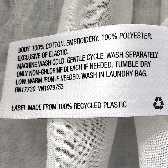 Universal Thread White Eyelet Sleeve Cinched Pendulum Blouse: Size S - Picture 3 of 3